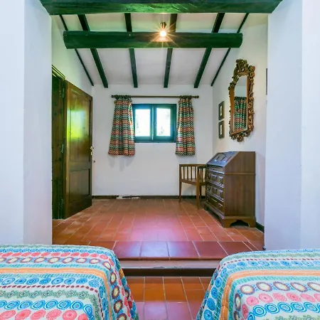 בית נופש Bardeggiano - Caterina 4 - Col247 By Interhome